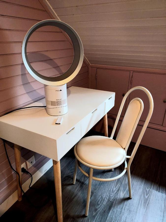 ルマンLa Butte De Bolleeアパートメント エクステリア 写真